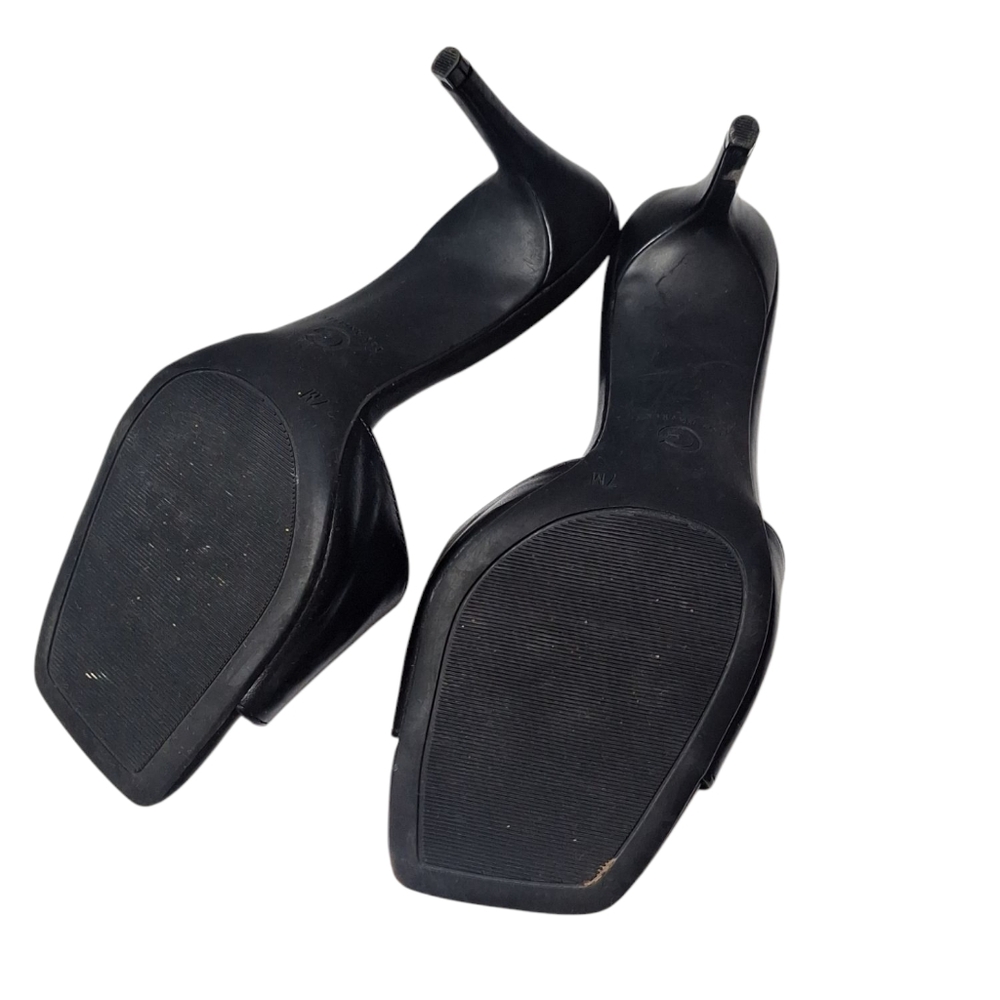 GBG Sandals Black 6 In Heel. EUC - Picture 4 of 9